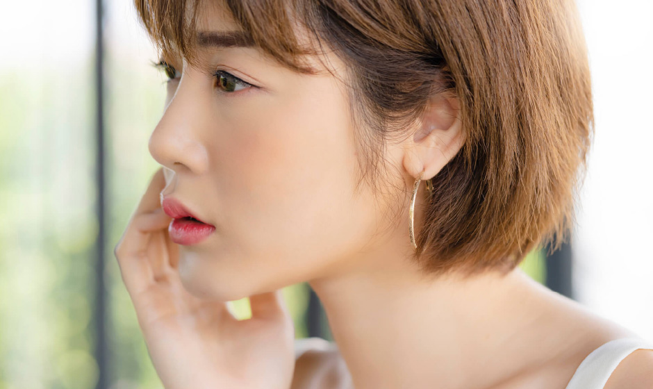 ニキビを潰すのがNGな理由